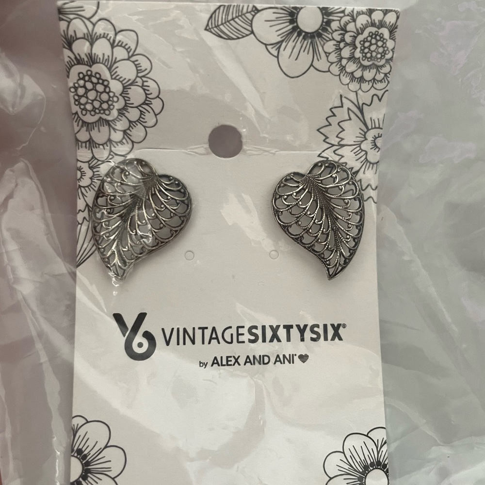 VINTAGESIXTYSIX by ALEX AND ANI silver princess of heart earrings
